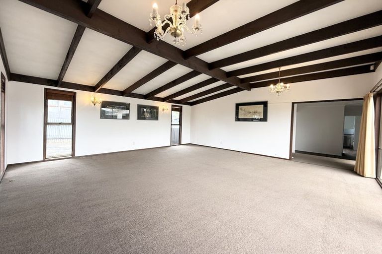 Photo of property in 10 Castleton Street, Birkdale, Auckland, 0626