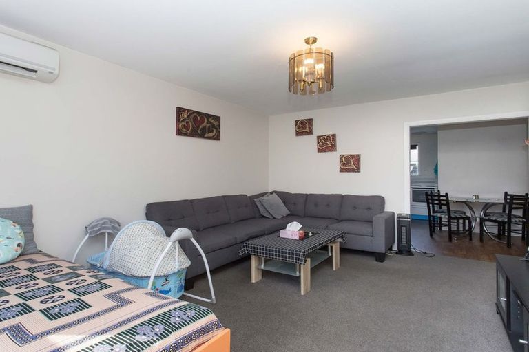 Photo of property in 2/345 Worcester Street, Linwood, Christchurch, 8011