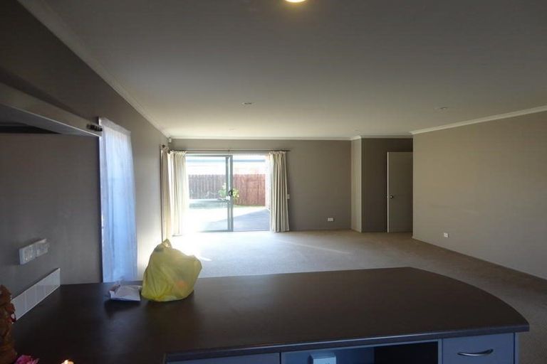 Photo of property in 71 Espalier Drive, Henderson, Auckland, 0612