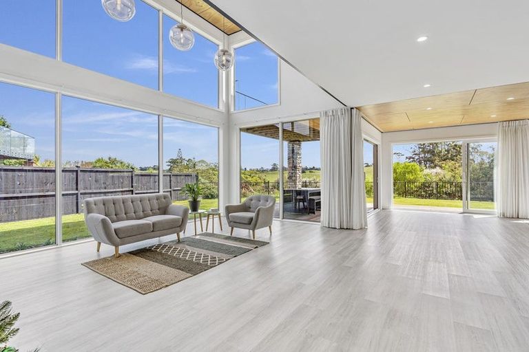 Photo of property in 88 Hayfield Way, Karaka, Papakura, 2113