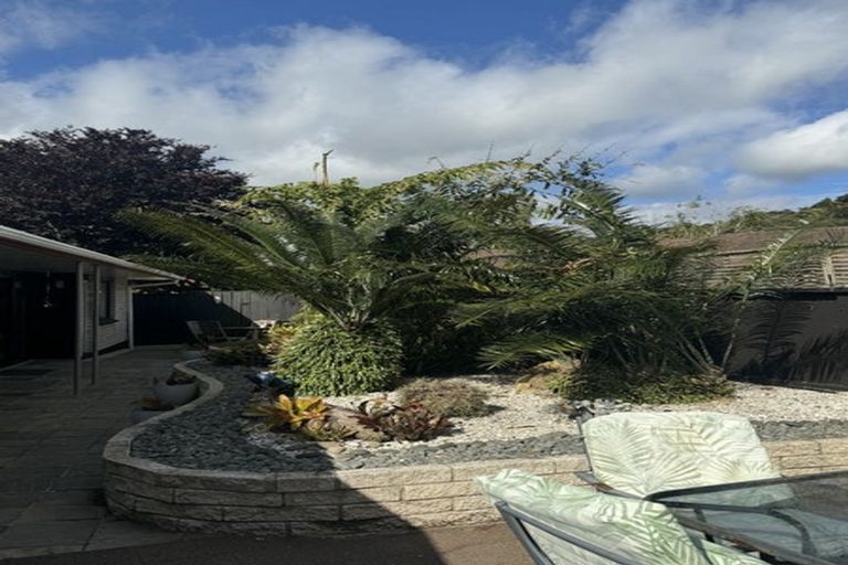 Photo of property in 6 Ranfurly Place, Te Kamo, Whangarei, 0112