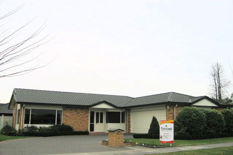 Photo of property in 5 Claridge Place, Taradale, Napier, 4112