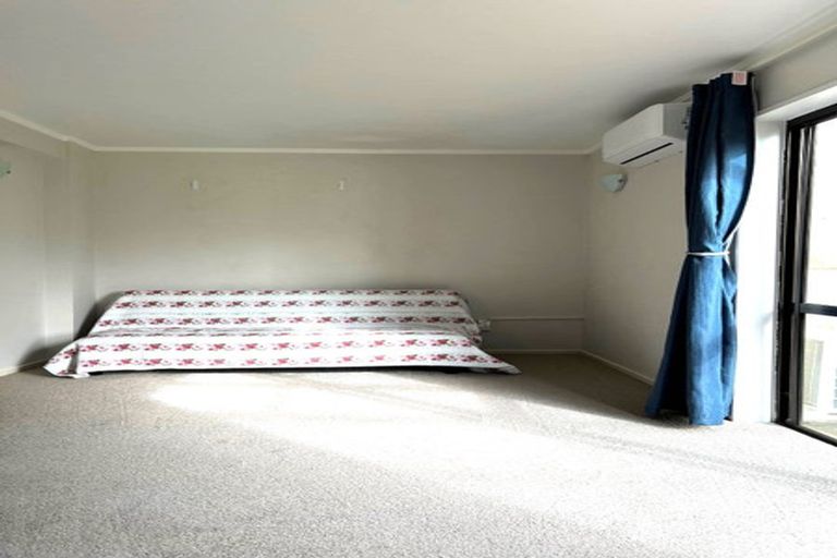 Photo of property in 78 Glencoe Road, Browns Bay, Auckland, 0630