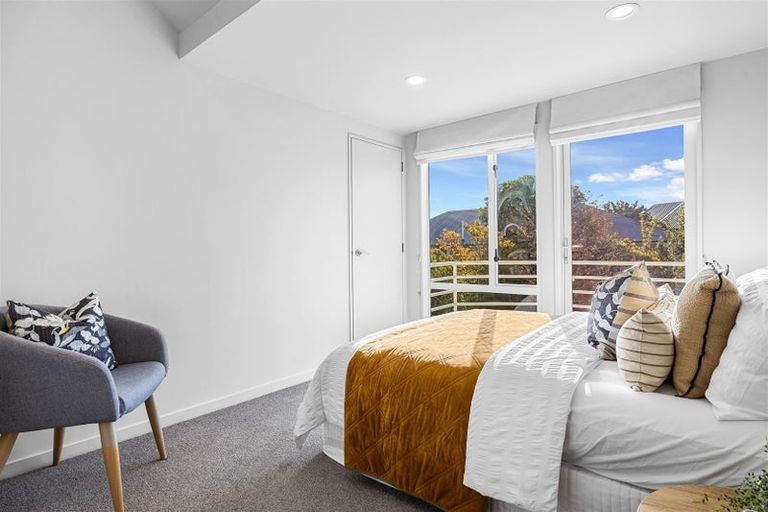 Photo of property in 2/89 Waimairi Road, Upper Riccarton, Christchurch, 8041