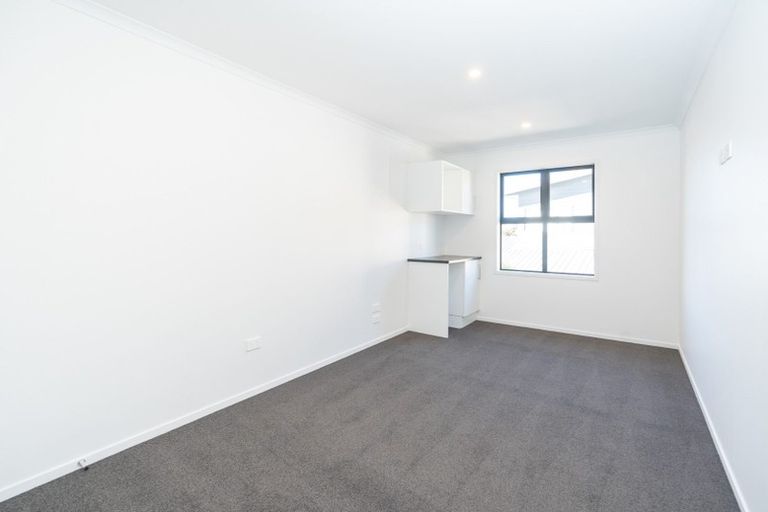 Photo of property in 21u3 Inverness Avenue, Hamilton East, Hamilton, 3216