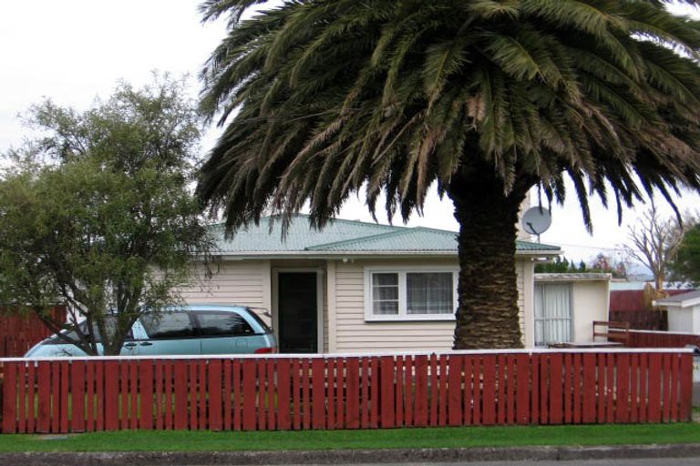 Photo of property in 38 Wakefield Street, Featherston, 5710