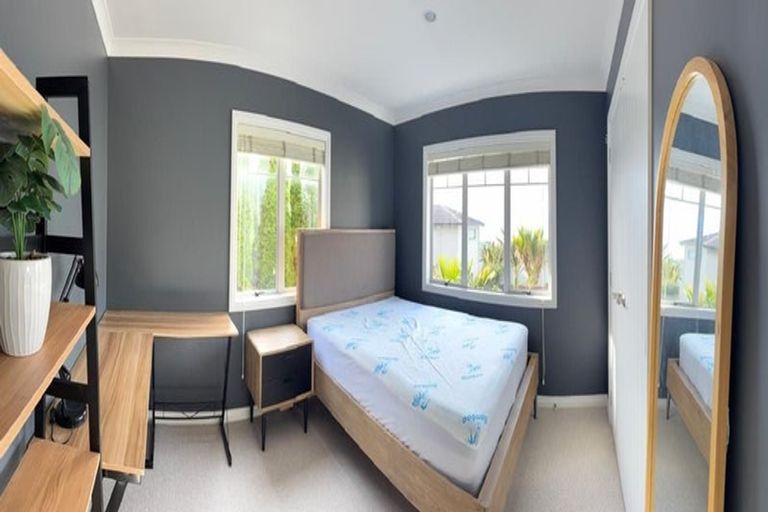 Photo of property in 235b East Coast Road, Mairangi Bay, Auckland, 0630