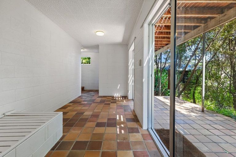 Photo of property in 81 Park Rise, Campbells Bay, Auckland, 0630