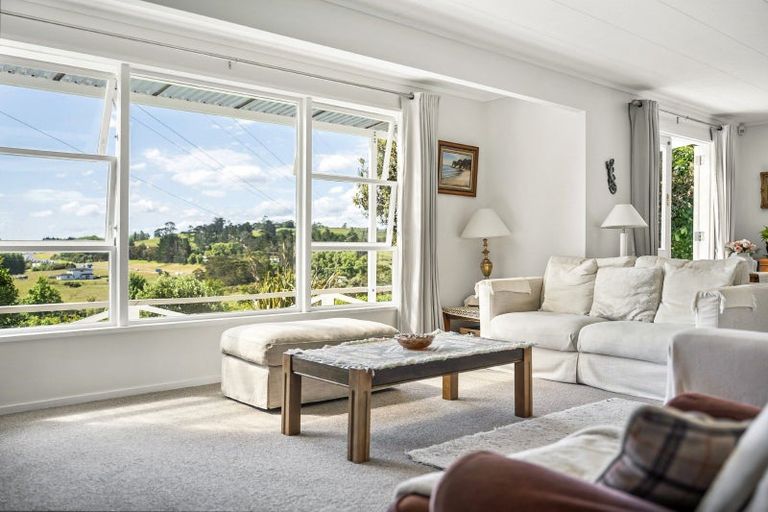 Photo of property in 65 Top Road, Dairy Flat, Albany, 0792