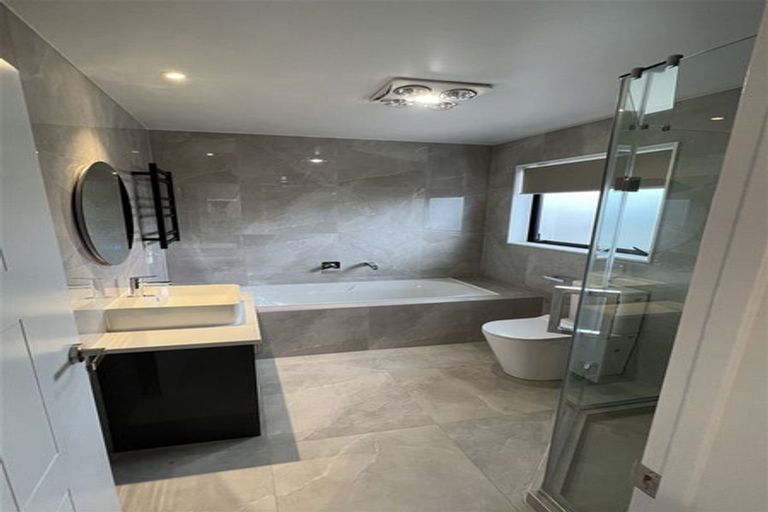 Photo of property in 5 Matatahi Road, Flat Bush, Auckland, 2019