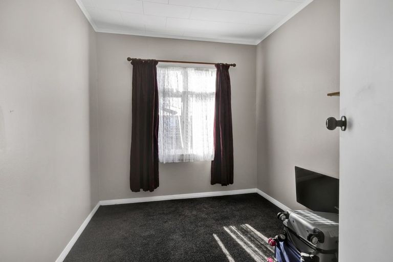 Photo of property in 11 Lear Street, Stratford, 4332