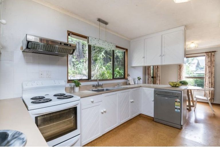 Photo of property in 53b Cortina Avenue, Johnsonville, Wellington, 6037