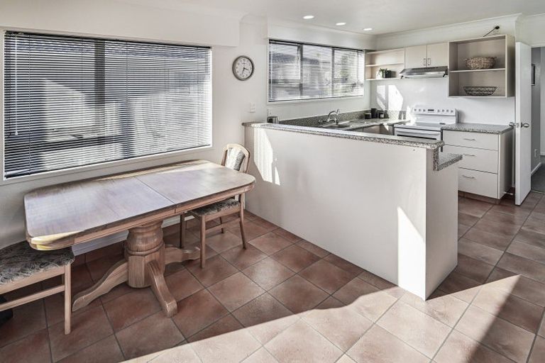 Photo of property in 34 Mcelwee Street, Jervoistown, Napier, 4112