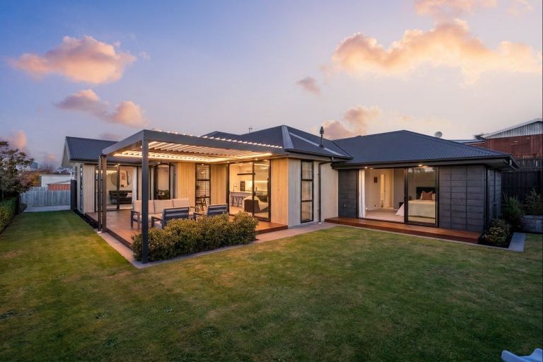 Photo of property in 11 Minorca Lane, Burwood, Christchurch, 8083