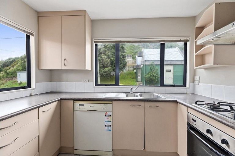 Photo of property in 15 Ira Street, Miramar, Wellington, 6022