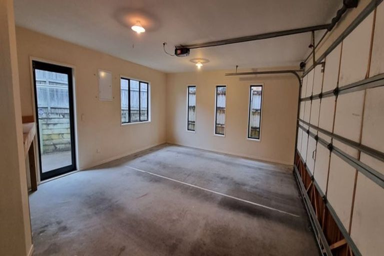 Photo of property in 6 Friar Close, Flat Bush, Auckland, 2019