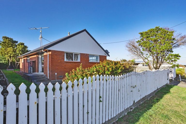 Photo of property in 51 Frome Street, Clifton, Invercargill, 9812