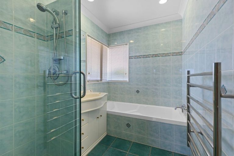 Photo of property in 42 Sanctuary Key, Papamoa Beach, Papamoa, 3118