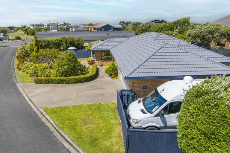 Photo of property in 29 Rifleman Lane, Paraparaumu Beach, Paraparaumu, 5032