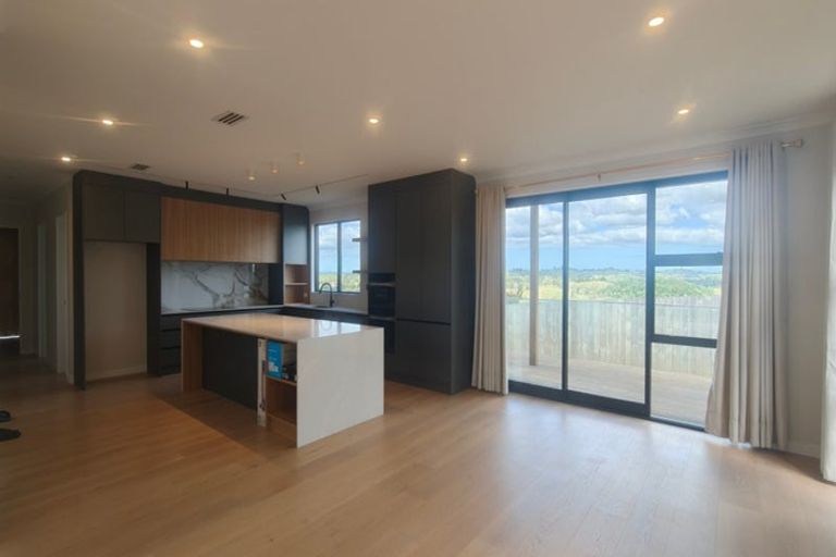 Photo of property in 11 Silverhill Lane, Silverdale, 0932