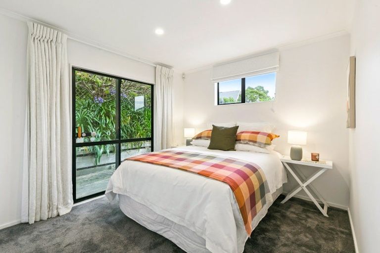 Photo of property in 93a Townsend Road, Miramar, Wellington, 6022