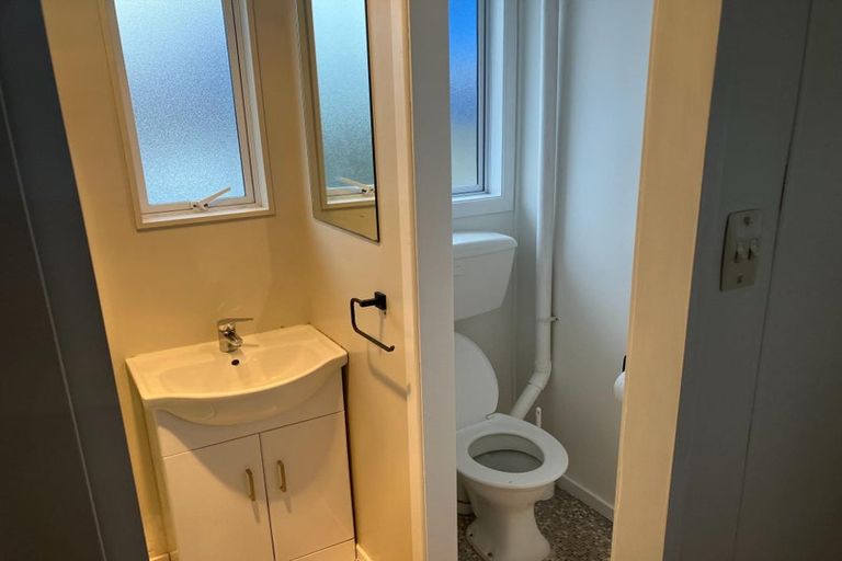 Photo of property in 39 Grafton Street, Waltham, Christchurch, 8011