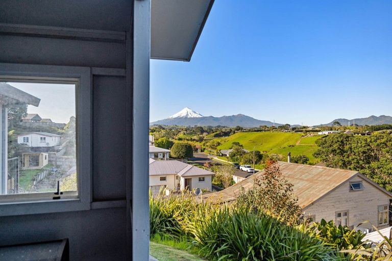 Photo of property in 25a Hobart Drive, Spotswood, New Plymouth, 4310