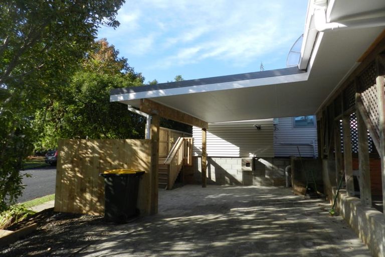 Photo of property in 67 Priestley Drive, Bucklands Beach, Auckland, 2014