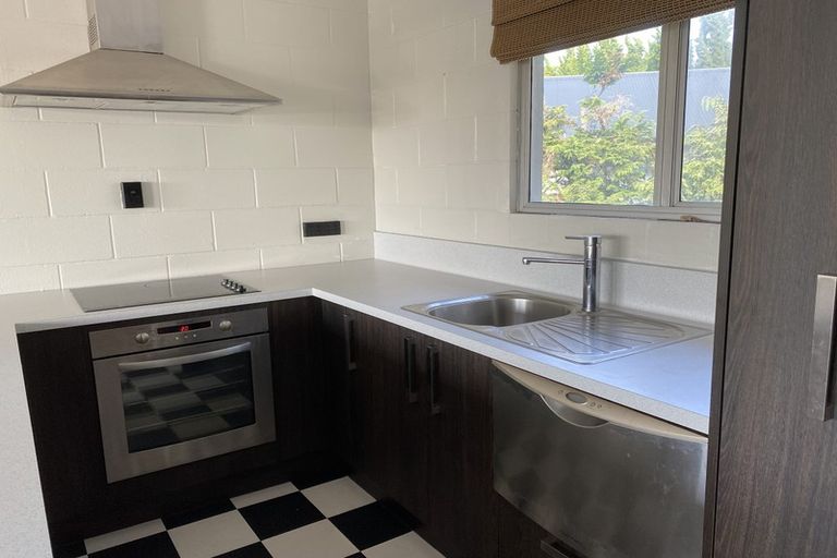 Photo of property in 8/4 Moana Street, Frankton, Hamilton, 3204