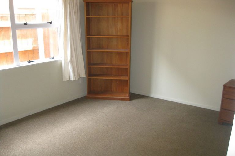 Photo of property in 37e Frankmoore Avenue, Johnsonville, Wellington, 6037