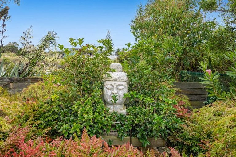 Photo of property in 1 Green Lane, Helensville, 0800