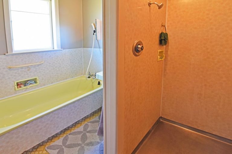 Photo of property in 5 Mabson Terrace, Masterton, 5810