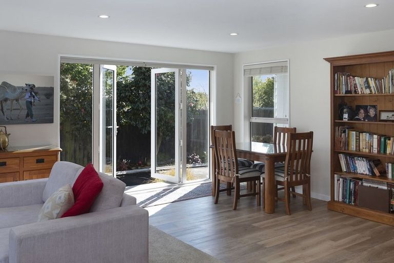 Photo of property in 35 Delph Street, Avonhead, Christchurch, 8042