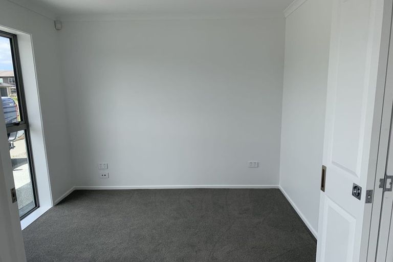 Photo of property in 56 Bayvista Drive, Karaka, Papakura, 2113