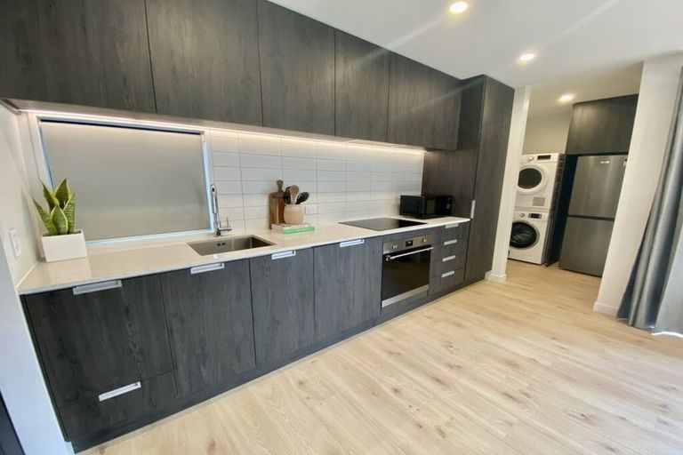 Photo of property in 2/51 Maxwell Street, Riccarton, Christchurch, 8041