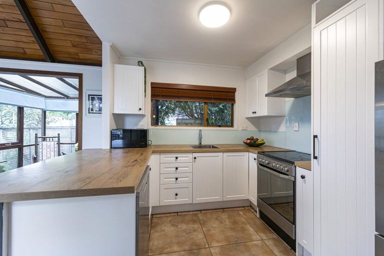 Photo of property in 2/7 Springfield Street, Forrest Hill, Auckland, 0620
