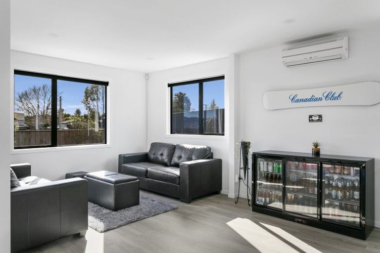 Photo of property in 1 Norfolk Road, Waipahihi, Taupo, 3330