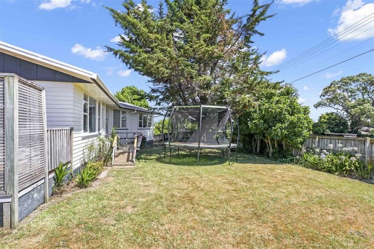 Photo of property in 2 Mabian Crescent, Deanwell, Hamilton, 3206