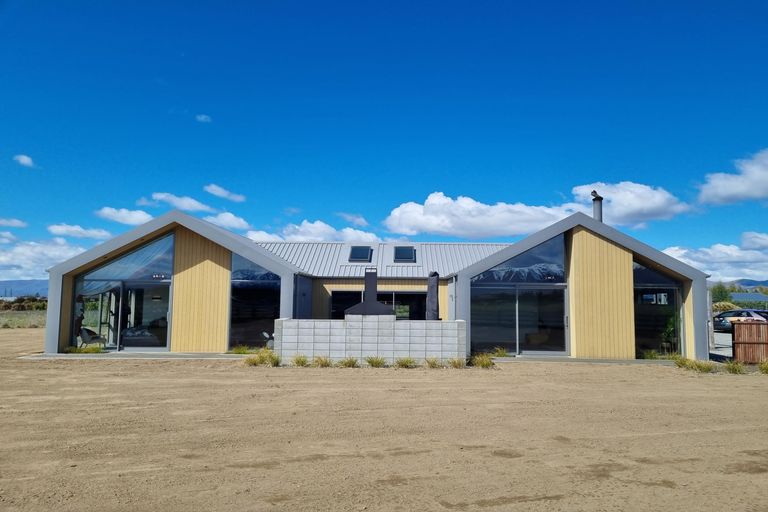Photo of property in 21 Peak Drive, Twizel, 7901