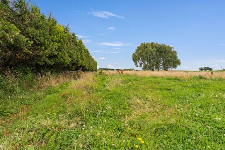 Photo of property in 4 Robertson Street, Woodlands, Invercargill, 9871