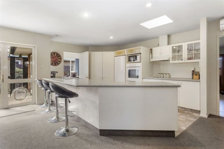 Photo of property in 17 Pearce Place, Kaiapoi, 7630