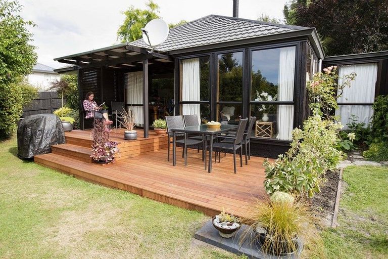 Photo of property in 22a Heuchan Lane, Wanaka, 9305