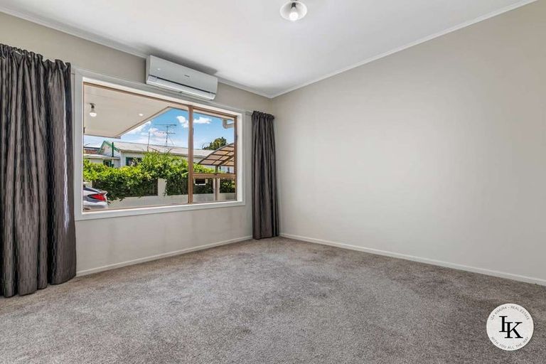 Photo of property in 287 Great South Road, Manurewa, Auckland, 2102