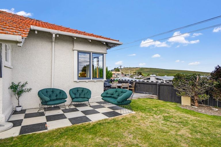 Photo of property in 61 Upper Ure Street, South Hill, Oamaru, 9400