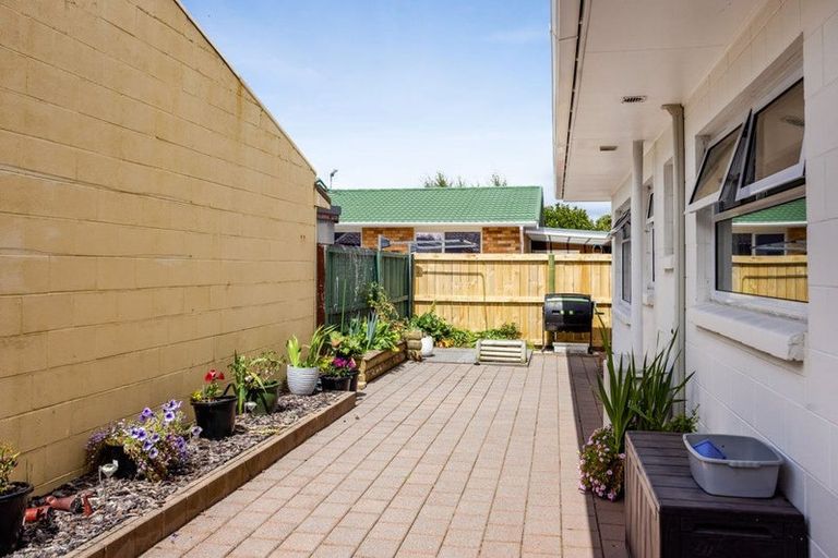 Photo of property in 61 Murray Avenue, Hawera, 4610