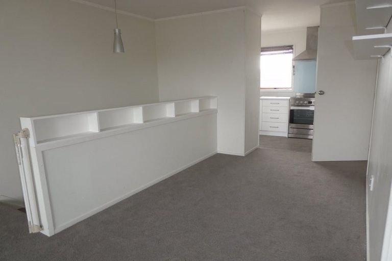Photo of property in 1/744 Te Atatu Road, Te Atatu Peninsula, Auckland, 0610