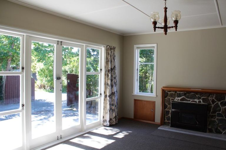 Photo of property in 30 Pitama Road, Awapuni, Palmerston North, 4412