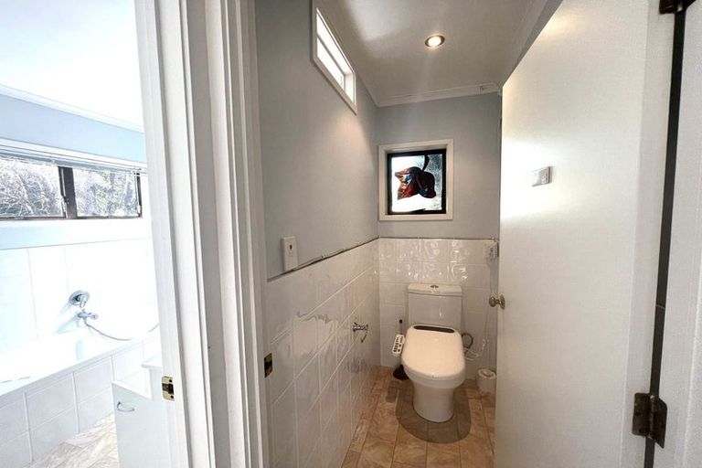 Photo of property in 1/26 East Coast Road, Milford, Auckland, 0620