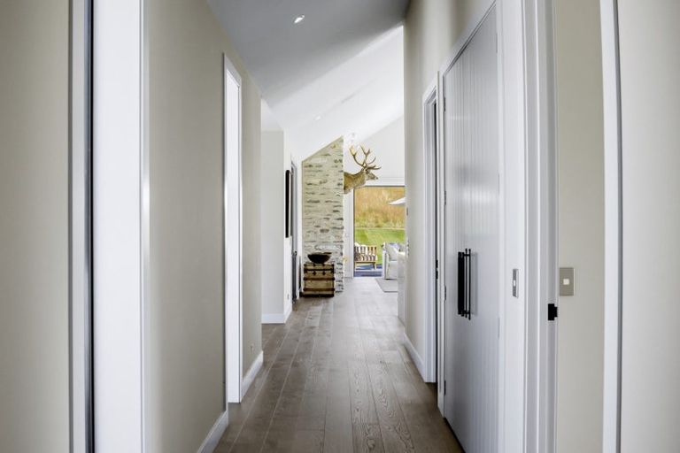 Photo of property in 7 Bendemeer Lane, Lake Hayes, Queenstown, 9371