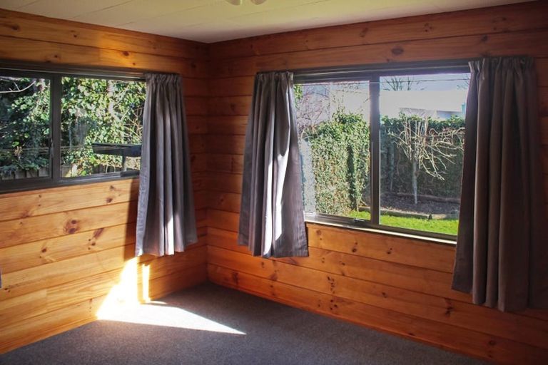 Photo of property in 74 Aorangi Road, Bryndwr, Christchurch, 8053
